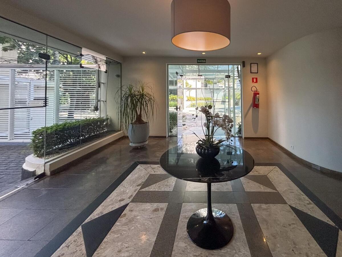 Flat Classic - No Coracao Do Itaim Bibi Apartamento